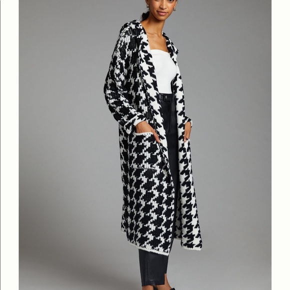 ANTHROPOLOGIE Houndstooth Hooded Long Sweater, size small. - Picture 1 of 12